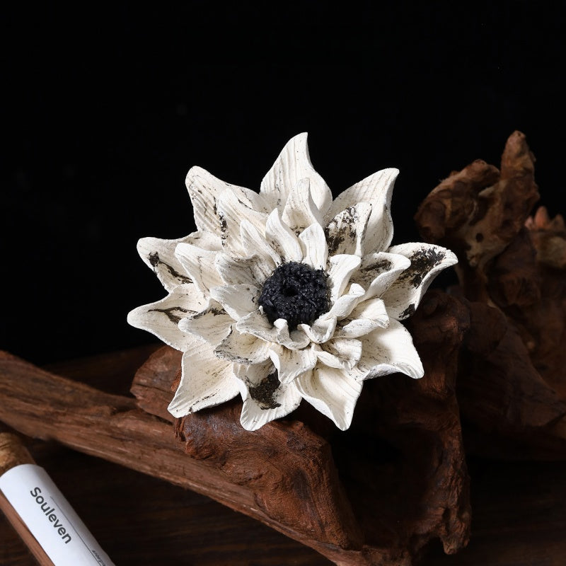 Heritage Porcelain Petal Incense Holder & Oil Diffuser - Lotus