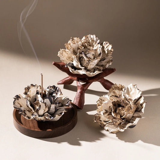 Heritage Porcelain Petal Incense Holder & Oil Diffuser - Plume