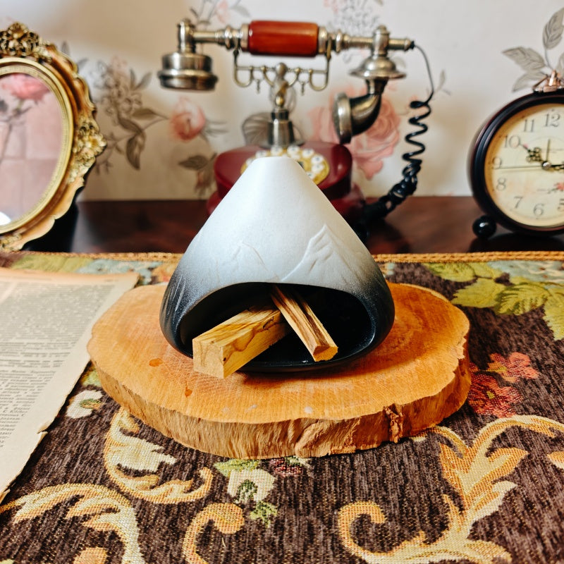 Ceramic Incense Holder & Ritual Burner - the Silent Peak