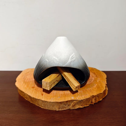 Ceramic Incense Holder & Ritual Burner - the Silent Peak