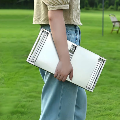 The "Grab-and-Go" Portable Ultra Light Grill